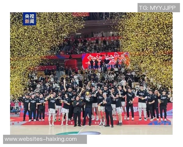 2016年CBA季后赛新疆队对阵上海队精彩回顾与赛况分析